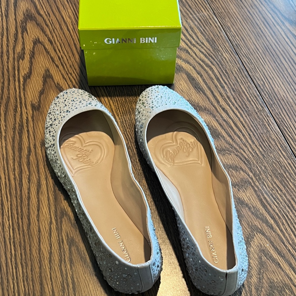 Gianni Bini Sparkling Silver Flats